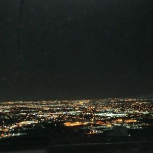 Meet your Posher, Dayanara